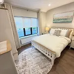 بيت للعطل Luxury 4 Bedroom Townhouse -killarney Town Centre - Free Parking Wi-fi- 4 Star Approved كيلارني