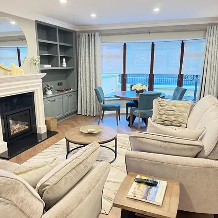 Nyaraló 4 Fair Hill- Luxury 4 Bedroom -killarney Town Centre - Free Parking Wi-fi