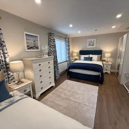 Holiday home Luxury 4 Bedroom Townhouse -killarney Town Centre - Free Parking Wi-fi- 4 Star Approved Killarney