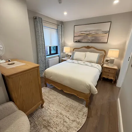 Luxury 4 Bedroom Townhouse -killarney Town Centre - Free Parking Wi-fi- 4 Star Approved Prázdninový dům Killarney