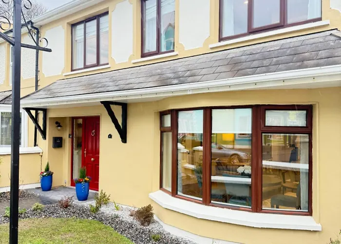 4 Fair Hill- Luxury 4 Bedroom -killarney Town Centre - Free Parking Wi-fi Nyaraló