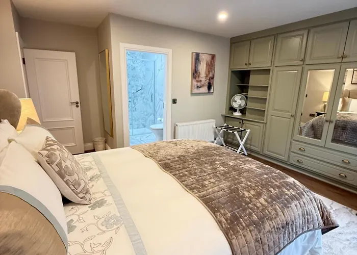 Nyaraló 4 Fair Hill- Luxury 4 Bedroom -killarney Town Centre - Free Parking Wi-fi Cill Airne