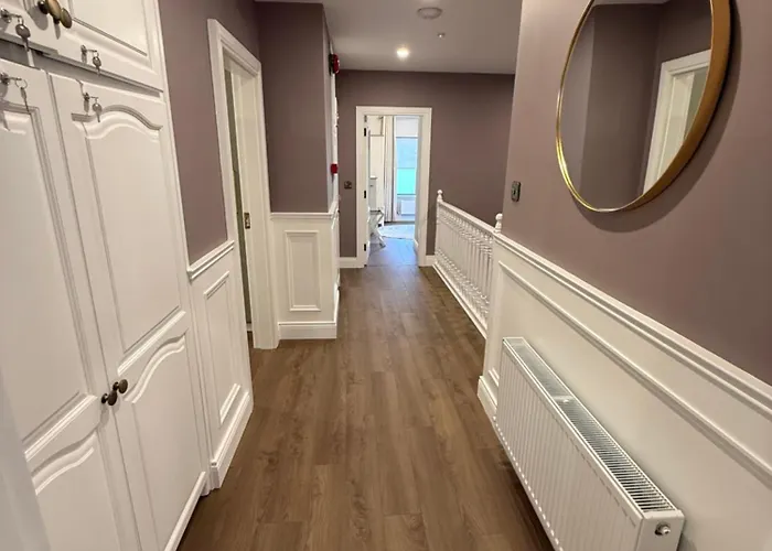 4 Fair Hill- Luxury 4 Bedroom -killarney Town Centre - Free Parking Wi-fi