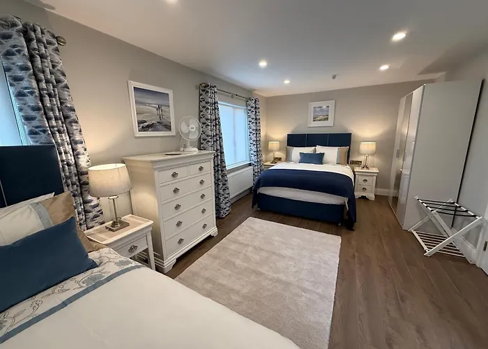 Holiday home Luxury 4 Bedroom Townhouse -killarney Town Centre - Free Parking Wi-fi- 4 Star Approved Killarney