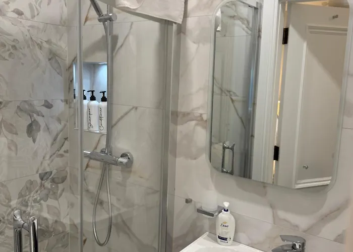 4 Fair Hill- Luxury 4 Bedroom -killarney Town Centre - Free Parking Wi-fi Cill Airne